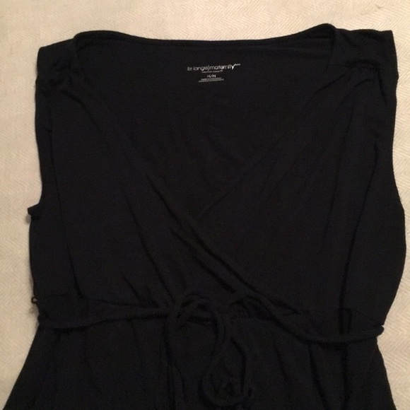 Liz Lange Maternity top size M - Picture 2 of 3